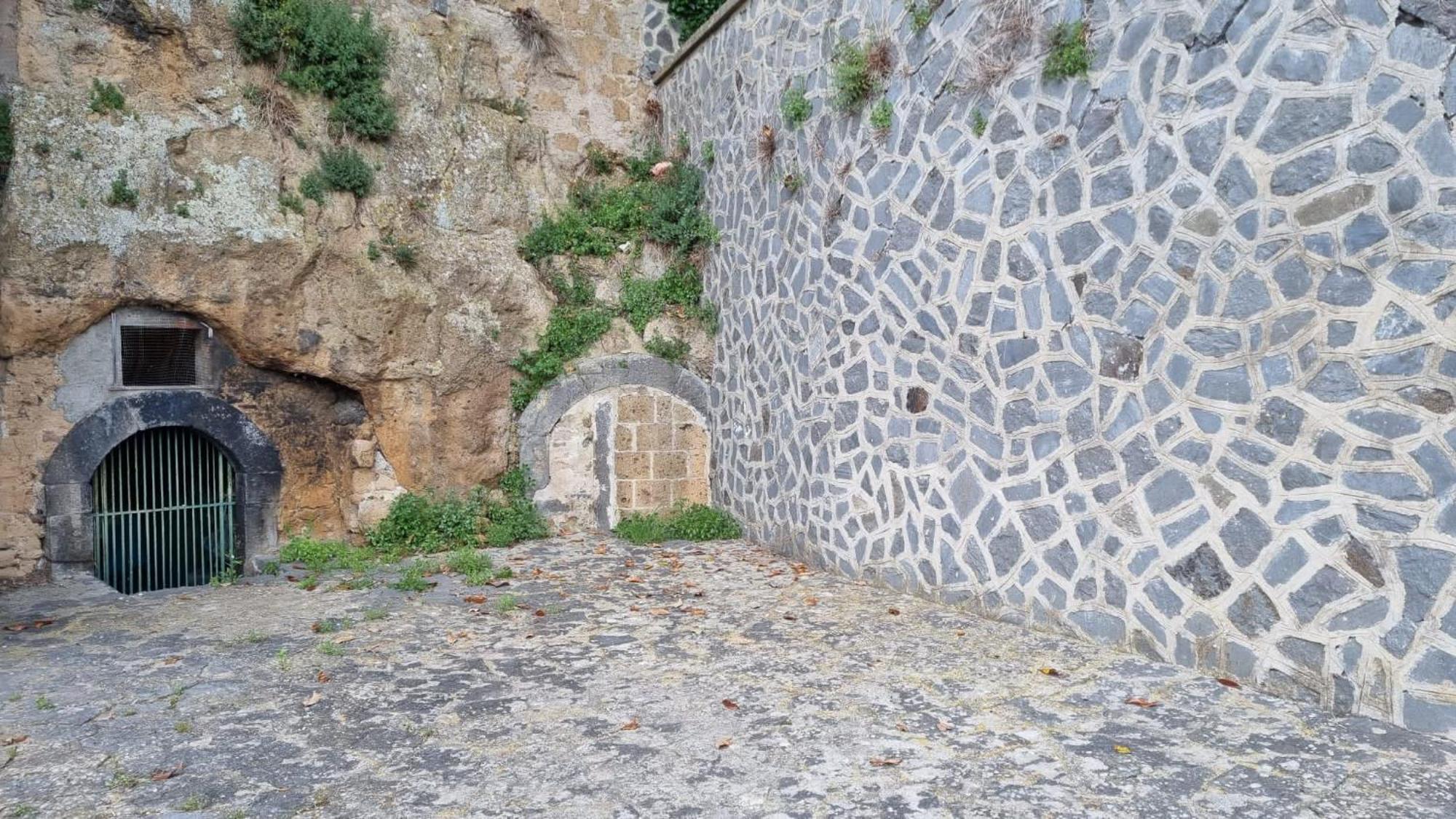 La Porticella - With Inner Etruscan Museum バニョレージョ エクステリア 写真